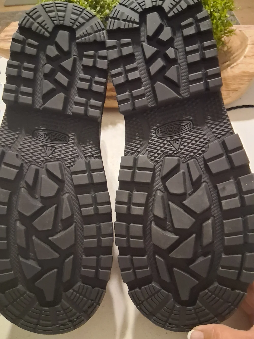 KEEN Utility Camden 6